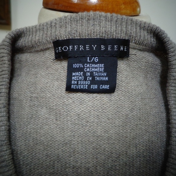 EUC GEOFFREY BEENE 100% CASHMERE SWEATER SZ L - Picture 6 of 6